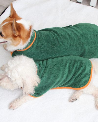 Absorbent Pet Bathrobe (Not a Waterproof Dog Raincoat)